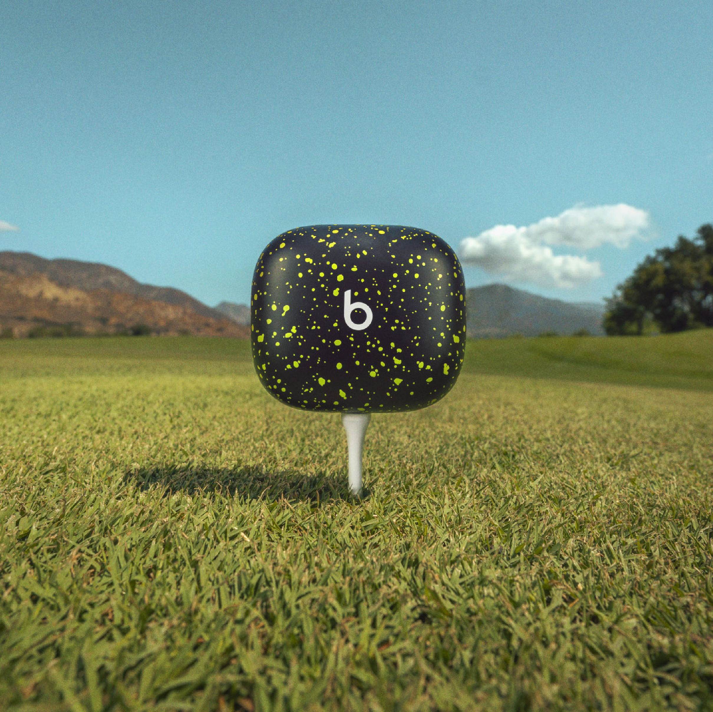 NIKE POWERBEATS PRO 2